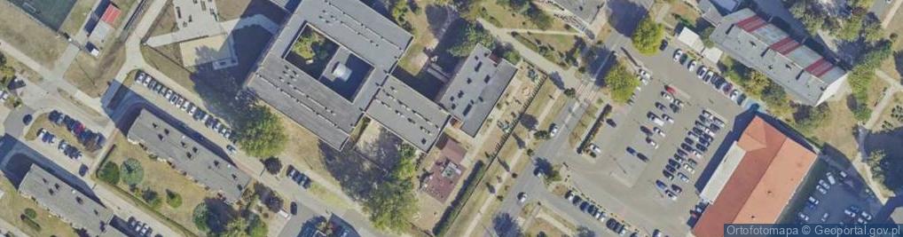 Zdjęcie satelitarne Zaoczne Liceum Ogólnokształcace Dla Dorosłych 'Cosinus Plus' We Włocławku