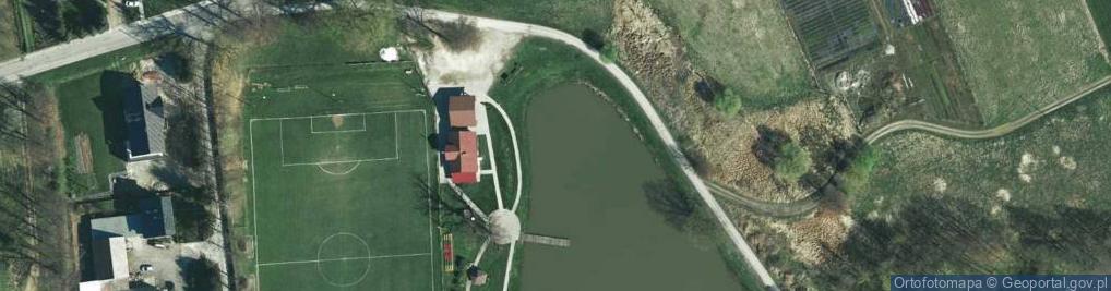 Zdjęcie satelitarne Łowisko wędkarskie Pod dębem w Paszkówce