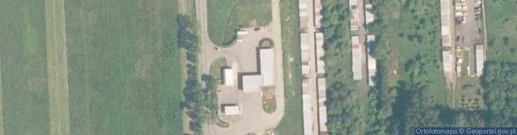 Zdjęcie satelitarne Huzar - stacja paliw