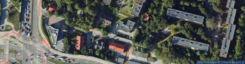 Zdjęcie satelitarne DEKA HOME - Meble na wymiar Kraków | Meble kuchenne, szafy | Pro