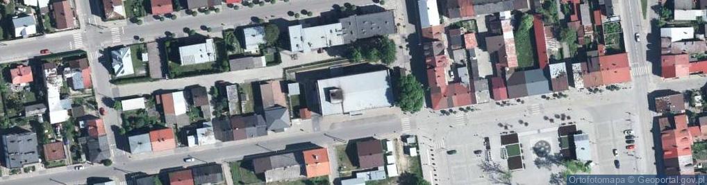 Zdjęcie satelitarne Koma. FH. Sklep motoryzacyjny, autoserwis