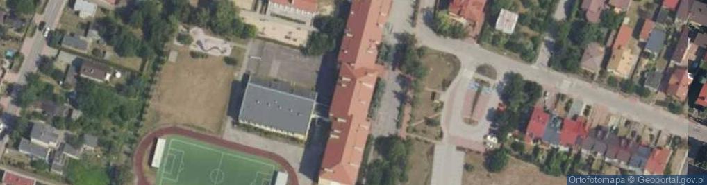 Zdjęcie satelitarne PilkaNaHali.pl - koszykówka/piłka nożna/siatkówka - Hala Piłkarska Stare Babice