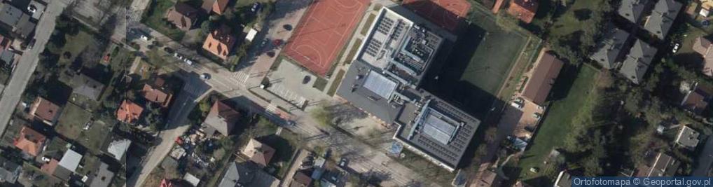 Zdjęcie satelitarne PilkaNaHali.pl - koszykówka/piłka nożna/siatkówka - SP nr 2