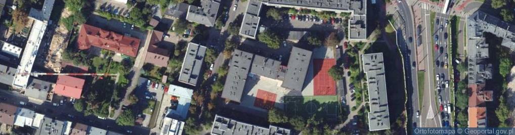 Zdjęcie satelitarne PilkaNaHali.pl- koszykówka/piłka nożna/siatkówka - ZS Rzemiosła i Przedsiębiorczości