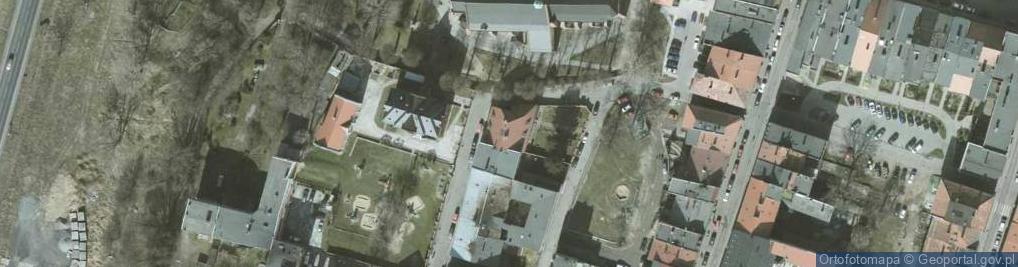 Zdjęcie satelitarne Izba Pamiątek Regionalnych im. Józefa Glabiszewskiego