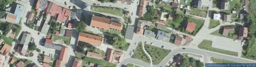 Zdjęcie satelitarne Muzeum Regionalne w Wiślicy
