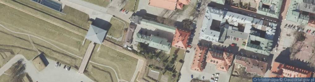 Zdjęcie satelitarne Muzeum Sakralne Katedry Zamojskiej