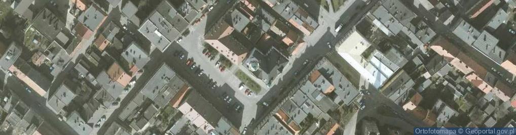 Zdjęcie satelitarne Muzeum Sprzętu Gospadstwa Domowego w Ziębicach