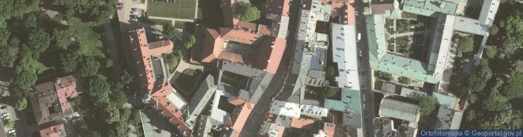 Zdjęcie satelitarne Pałac biskupa Erazma Ciołka