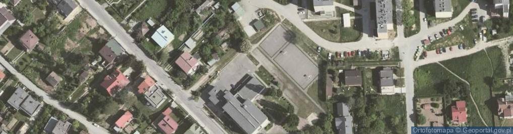 Zdjęcie satelitarne Boiska przyszkolne