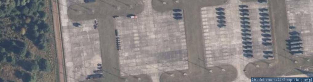 Zdjęcie satelitarne Baza Paliw Lotniczych