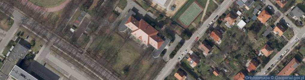 Zdjęcie satelitarne Klub Garnizonowy