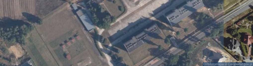 Zdjęcie satelitarne Obiekt Koszarowy Składnicy