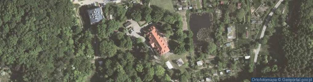 Zdjęcie satelitarne Oddział Wojskowy PTTK im. gen. broni Włodzimierza Potasińskiego przy Klubie Wojsk Specjalnych w Krakowie