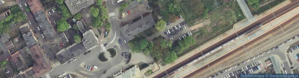 Zdjęcie satelitarne Parking P+R