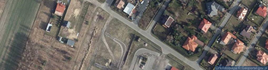 Zdjęcie satelitarne Paczkomat InPost BEL13M