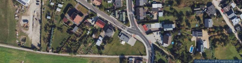 Zdjęcie satelitarne Paczkomat InPost BKU03M