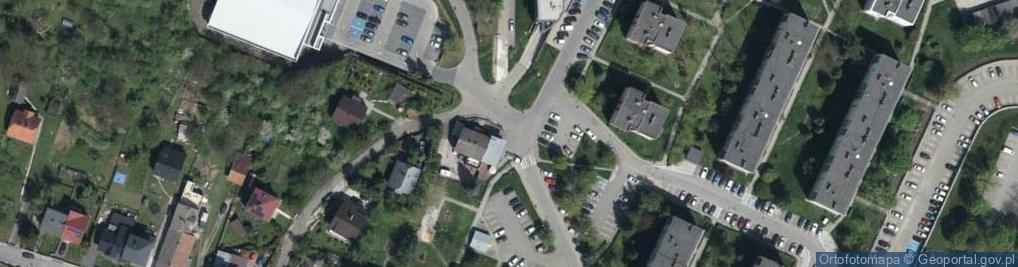 Zdjęcie satelitarne Paczkomat InPost BOC13M