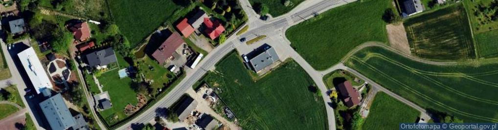 Zdjęcie satelitarne Paczkomat InPost BQO01M