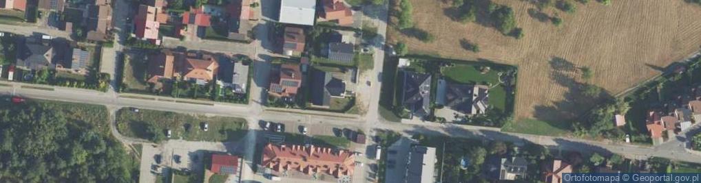 Zdjęcie satelitarne Paczkomat InPost BXN03M