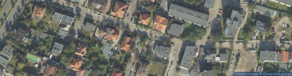 Zdjęcie satelitarne Paczkomat InPost BYD112M