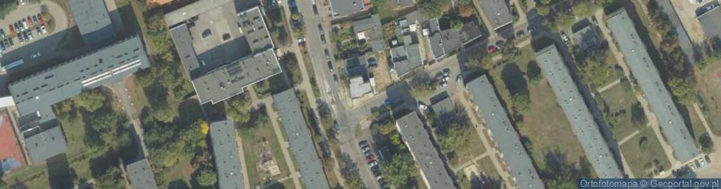 Zdjęcie satelitarne Paczkomat InPost BYD33M