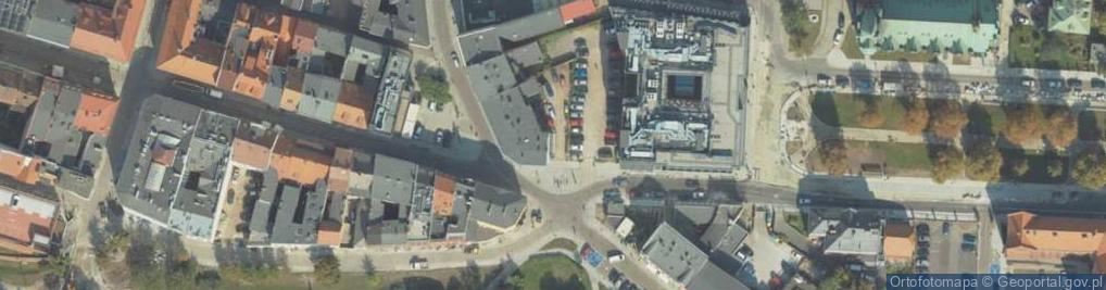 Zdjęcie satelitarne Paczkomat InPost BYD64M