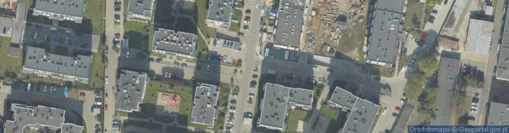 Zdjęcie satelitarne Paczkomat InPost BYD67M