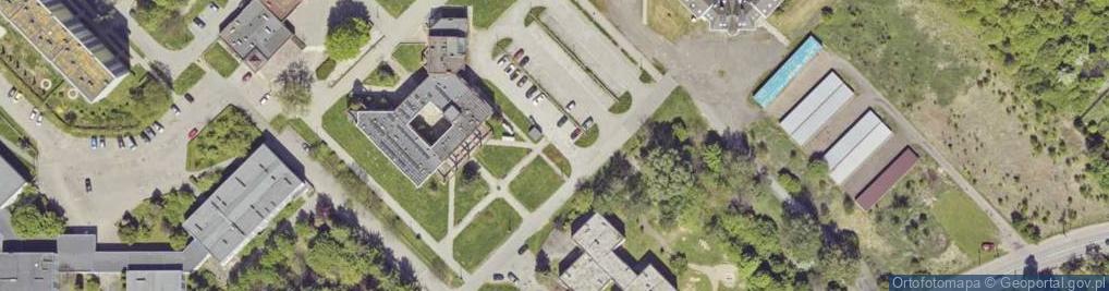 Zdjęcie satelitarne Paczkomat InPost BYT04BAPP