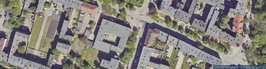 Zdjęcie satelitarne Paczkomat InPost BYT40M