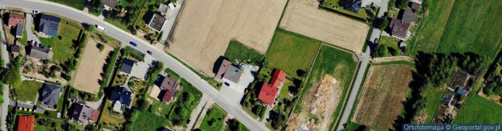 Zdjęcie satelitarne Paczkomat InPost CAC01M