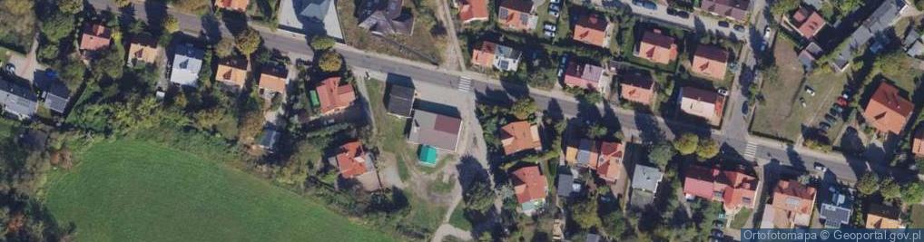 Zdjęcie satelitarne Paczkomat InPost CEI01APP