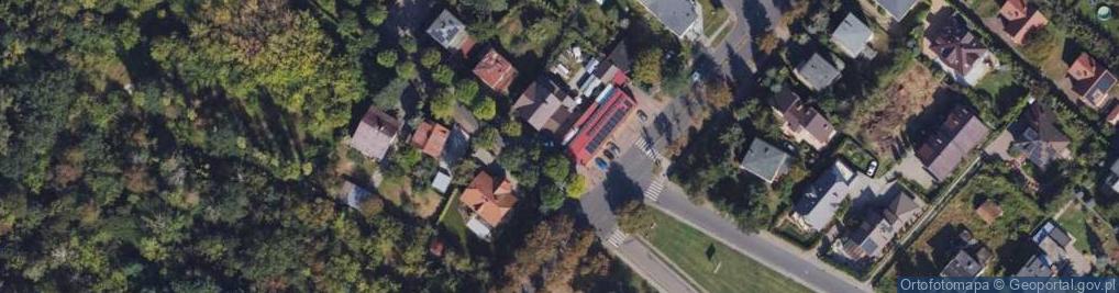 Zdjęcie satelitarne Paczkomat InPost CEI07M