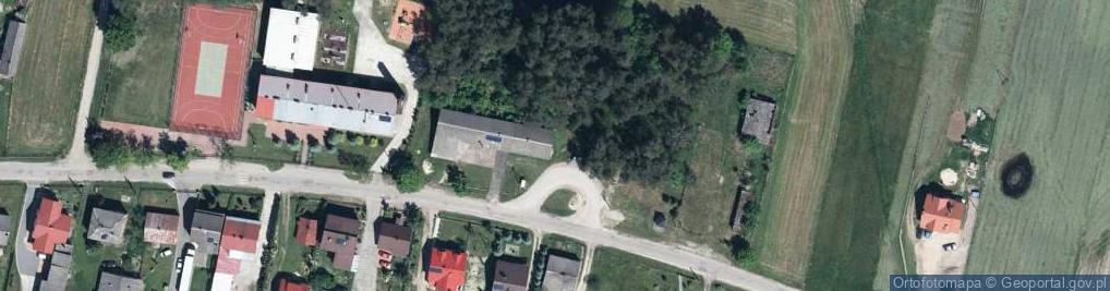 Zdjęcie satelitarne Paczkomat InPost CERN01BAPP