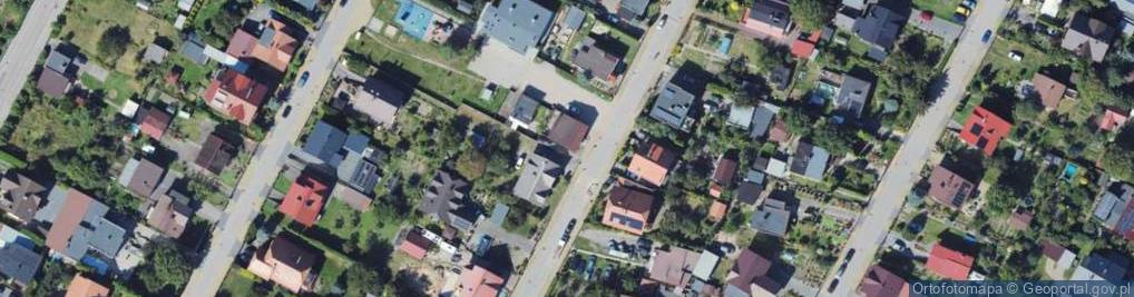 Zdjęcie satelitarne Paczkomat InPost CHC03N