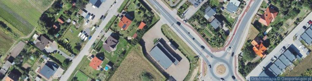 Zdjęcie satelitarne Paczkomat InPost CHC14M