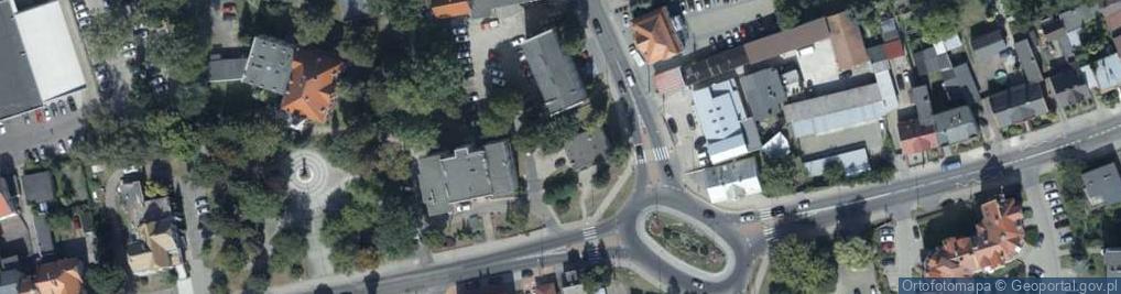 Zdjęcie satelitarne Paczkomat InPost CHD04M