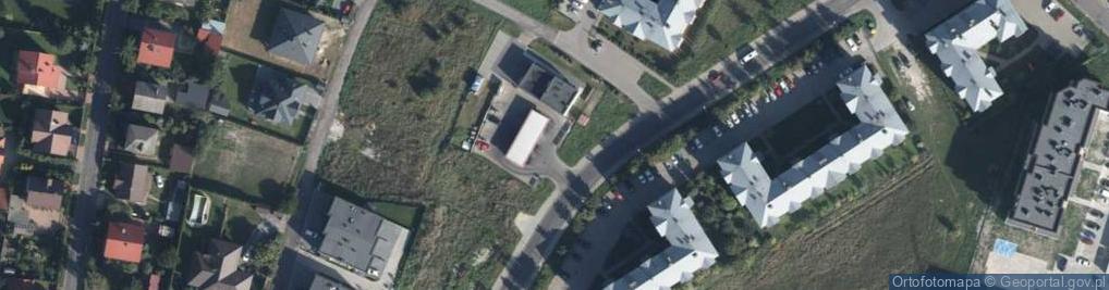 Zdjęcie satelitarne Paczkomat InPost CHE05A