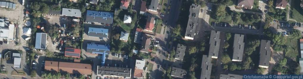 Zdjęcie satelitarne Paczkomat InPost CHE05N