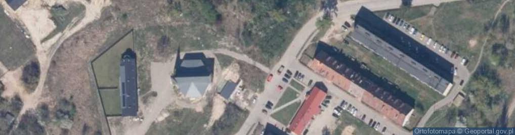 Zdjęcie satelitarne Paczkomat InPost CHJ02M