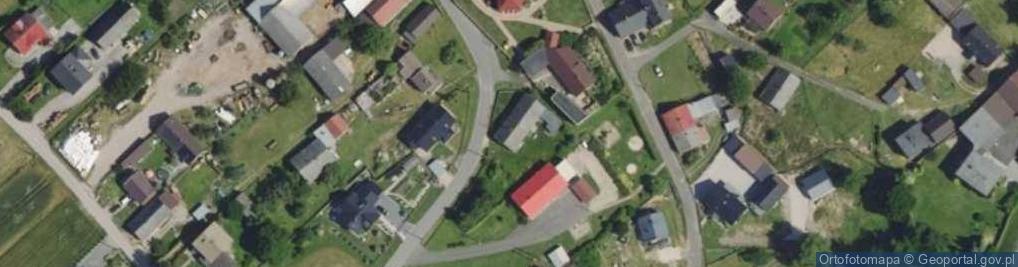 Zdjęcie satelitarne Paczkomat InPost CHLQ01M