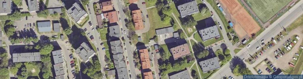 Zdjęcie satelitarne Paczkomat InPost CHO33M