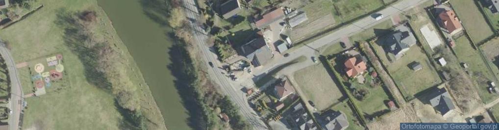 Zdjęcie satelitarne Paczkomat InPost CHR01M