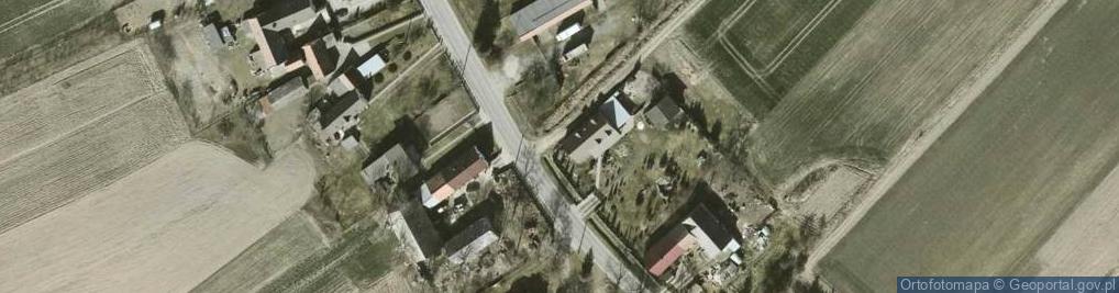 Zdjęcie satelitarne Paczkomat InPost CHWL01M