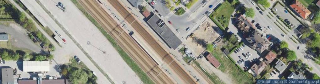 Zdjęcie satelitarne Paczkomat InPost CIE02A