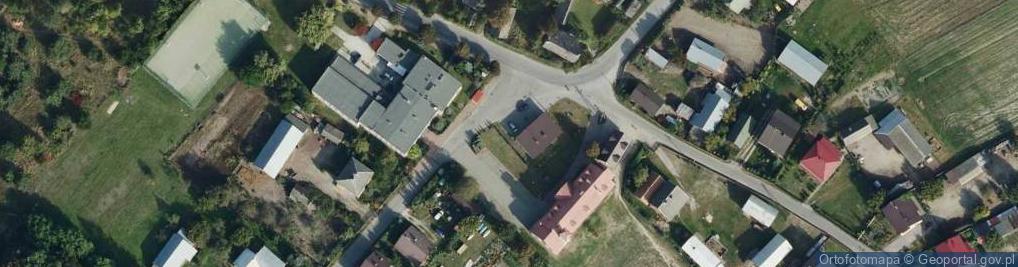 Zdjęcie satelitarne Paczkomat InPost CYG01M