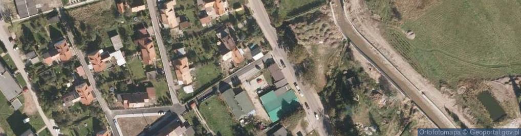 Zdjęcie satelitarne Paczkomat InPost CZB01M