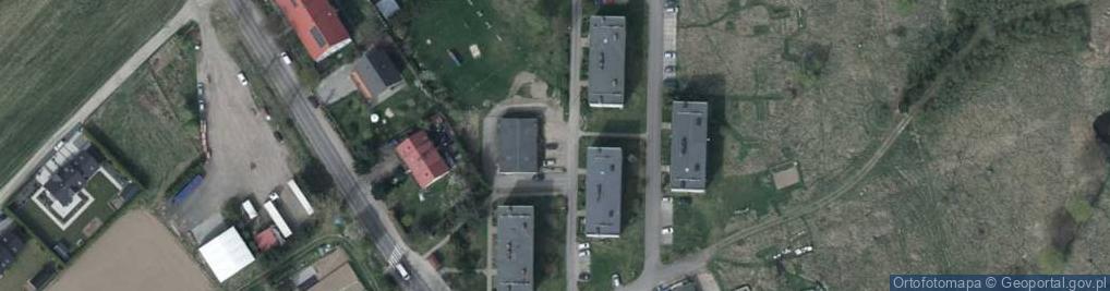 Zdjęcie satelitarne Paczkomat InPost CZDQ01BAPP