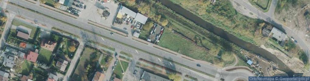 Zdjęcie satelitarne Paczkomat InPost CZE01M