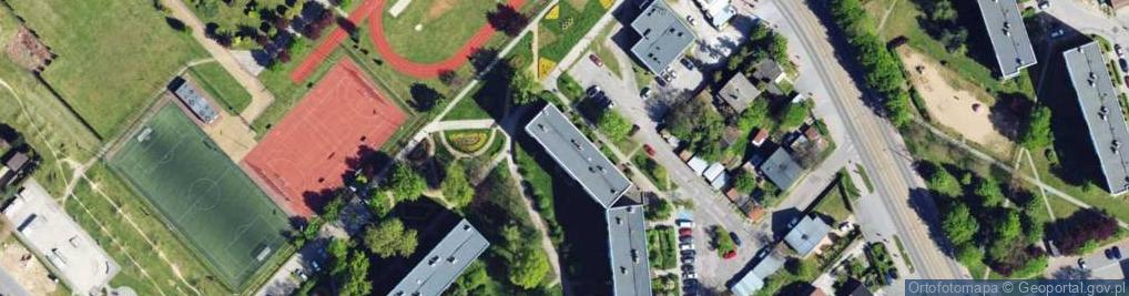 Zdjęcie satelitarne Paczkomat InPost CZE05A